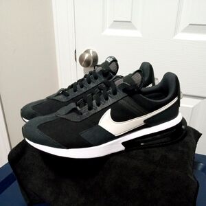 Men's Nike Air Max Pre-day Size 11